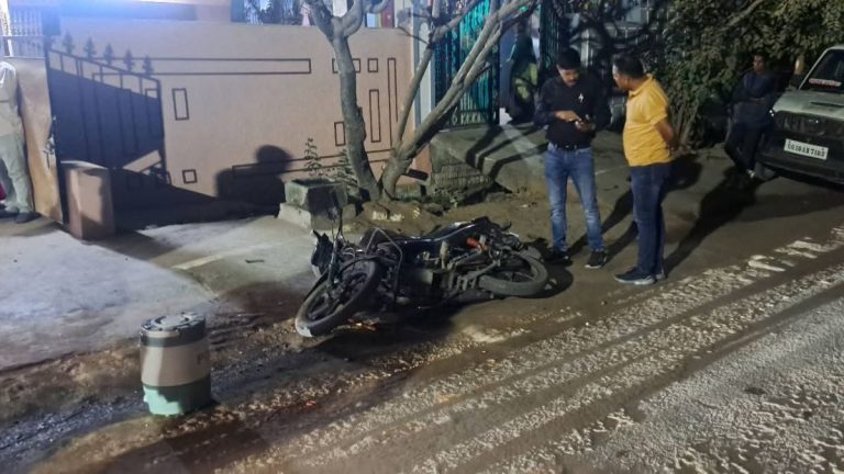 बिलासपुर में कट्टे की नोक पर सराफा कारोबारी से लूट — फायरिंग कर किया जानलेवा हमला, ज्वेलरी से भरा बैग लेकर फरार