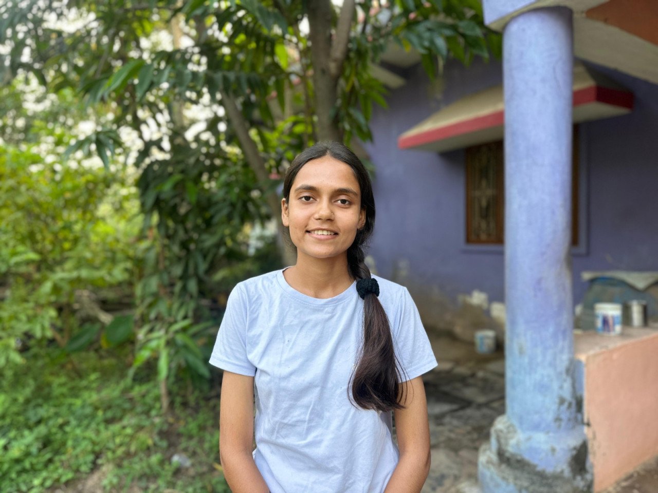 श्रमिक परिवार की बेटी निकिता के सपनों को मिला सहारा, सरकार ने पढ़ाई के लिए दी 20 हजार रुपये की मदद